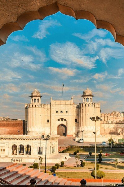LAHORE SLIDER